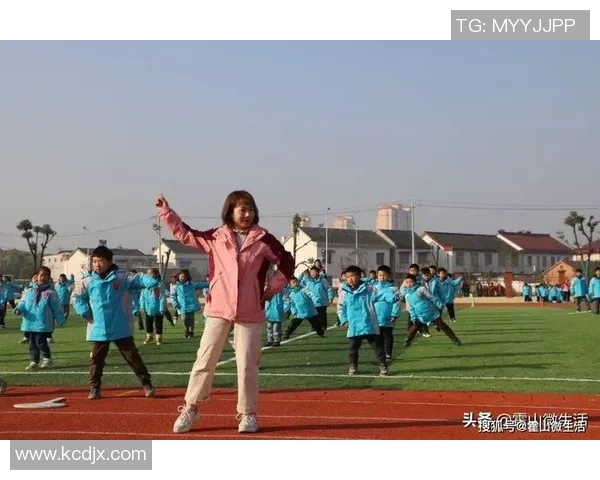 赵丽专访：从绿茵场到人生舞台的足球旅程回顾与感悟